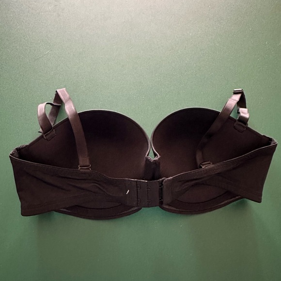 Calvin Klein Push Up Bra - Picture 2 of 5